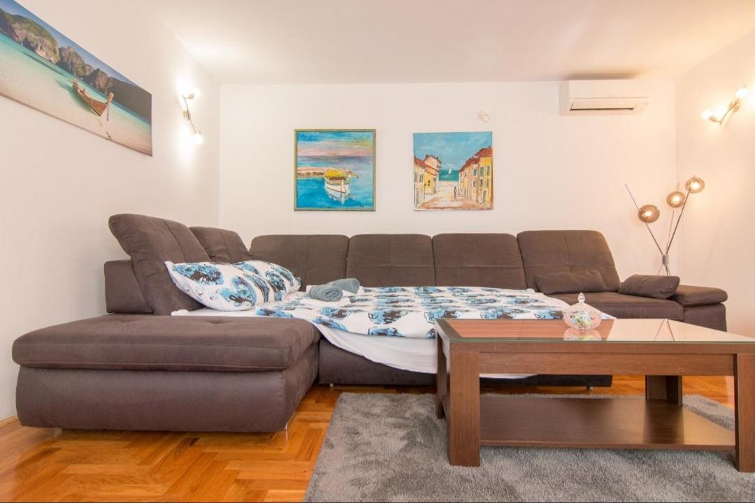 Apartment Antonella Fasana Fažana Exteriör bild