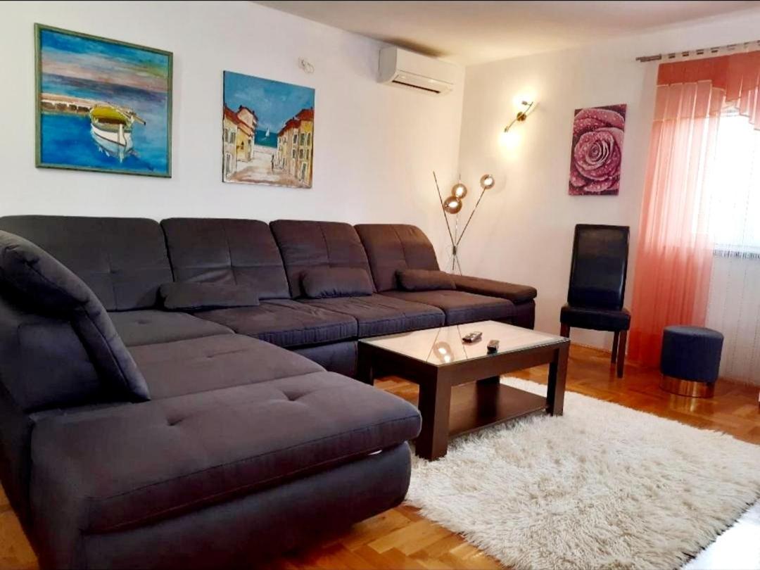 Apartment Antonella Fasana Fažana Exteriör bild