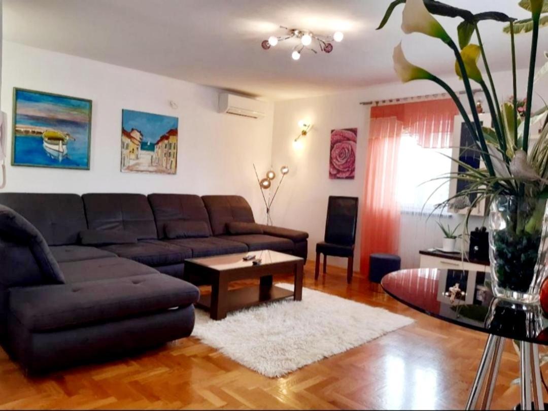 Apartment Antonella Fasana Fažana Exteriör bild